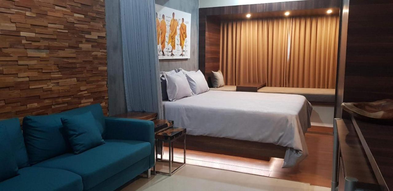 Lavenderbnb Room 2 At Uttara The Icon Apartment Yogyakarta Exteriér fotografie