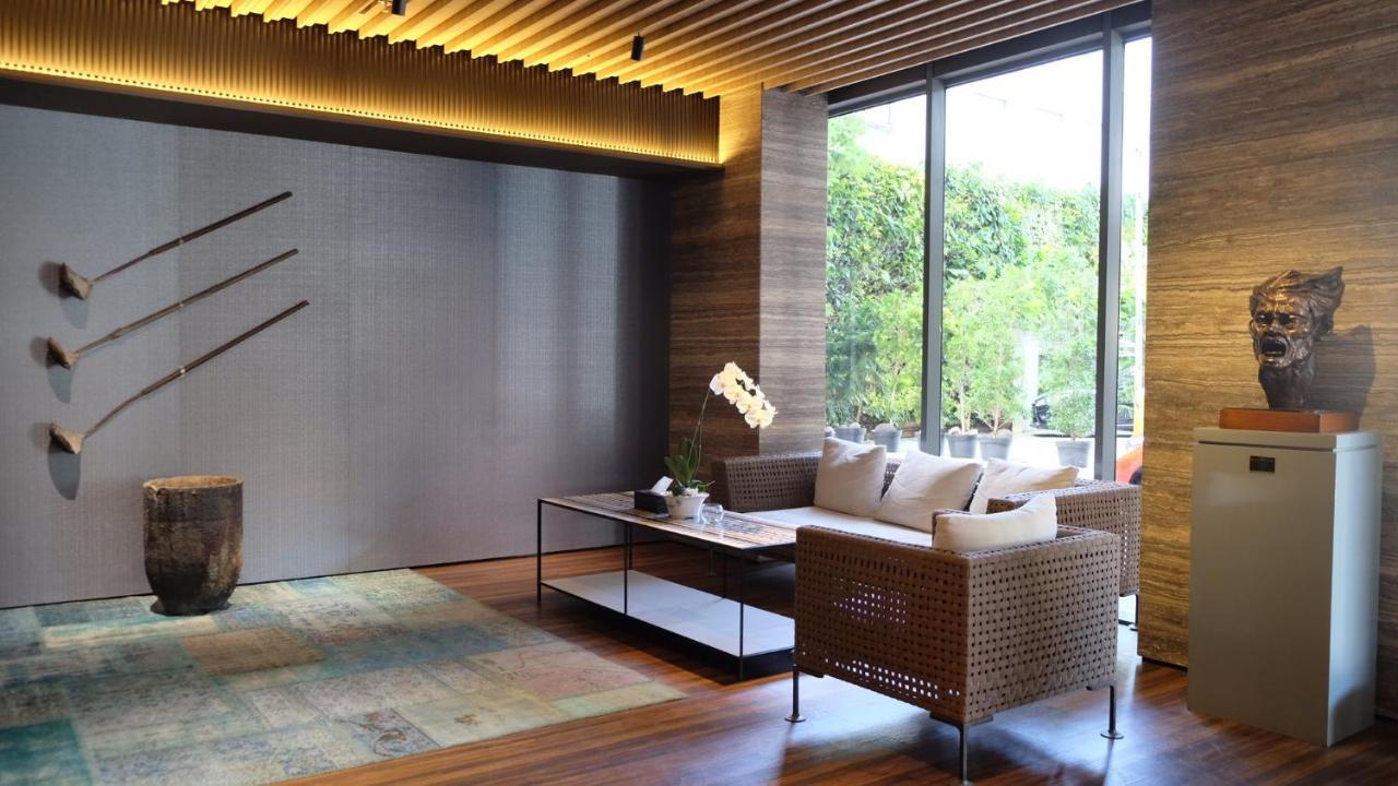 Lavenderbnb Room 2 At Uttara The Icon Apartment Yogyakarta Exteriér fotografie